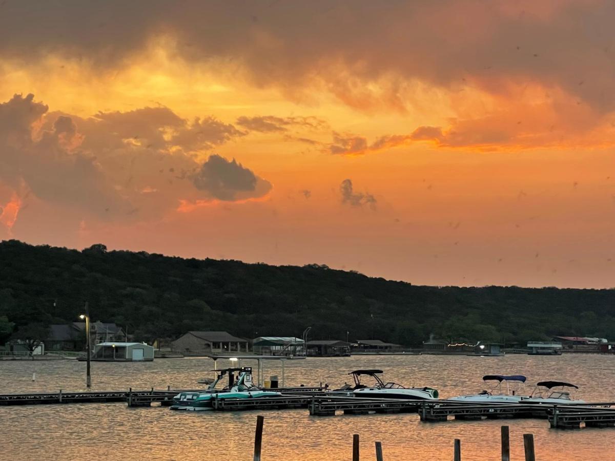 Fox Hollow Resort Graham المظهر الخارجي الصورة